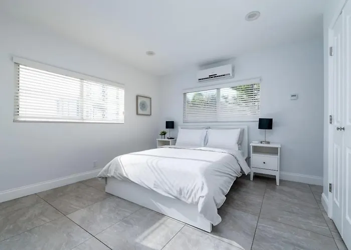 Bayshore Breeze 10